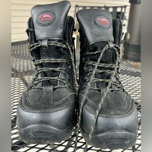 Avenger Men's Composite Toe Waterproof Hiker Work Boots size 10.5